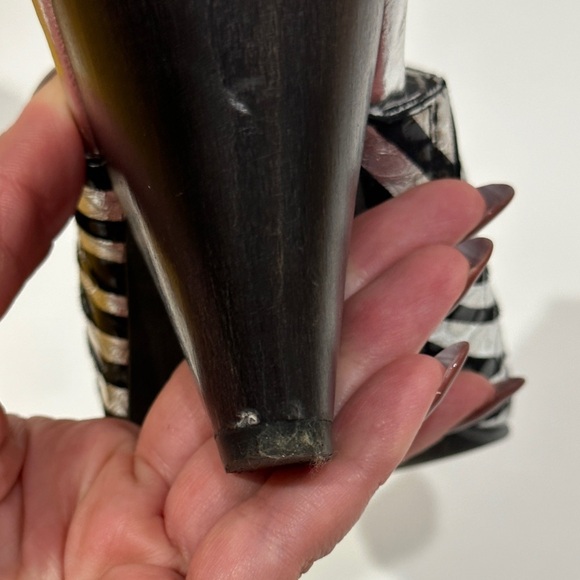 Martina & Peter H Sandal Black Leather Silver Metallic Size 8 
Wama Tiger - Picture 9 of 13